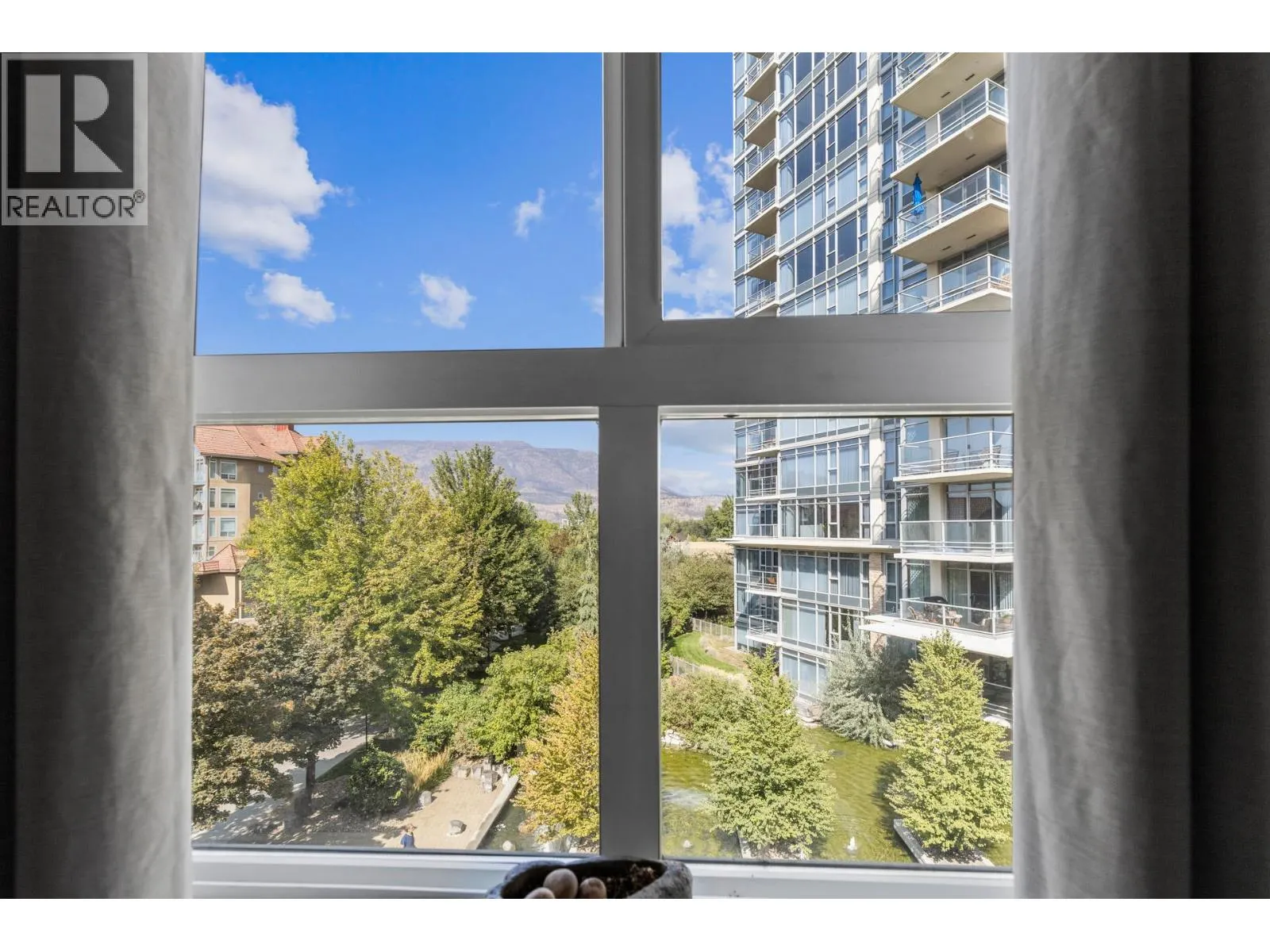 1083 Sunset Drive Unit# 406