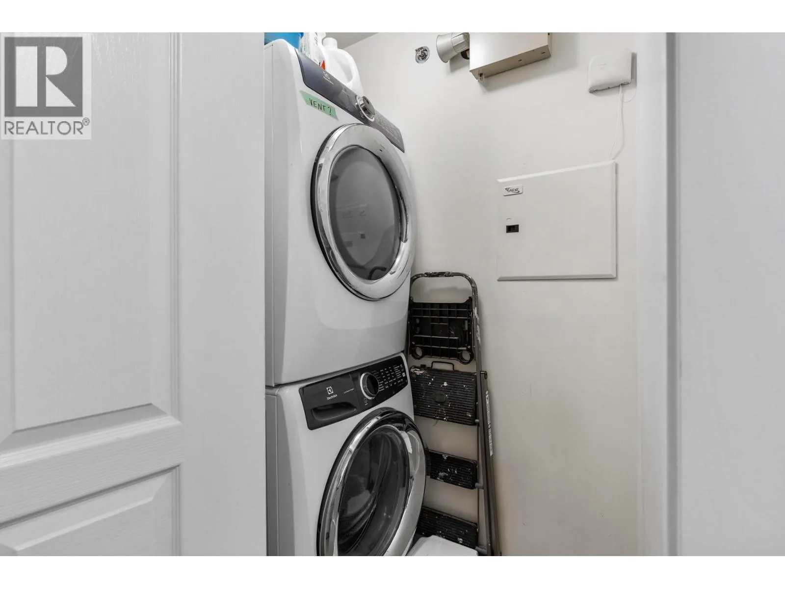 1083 Sunset Drive Unit# 406