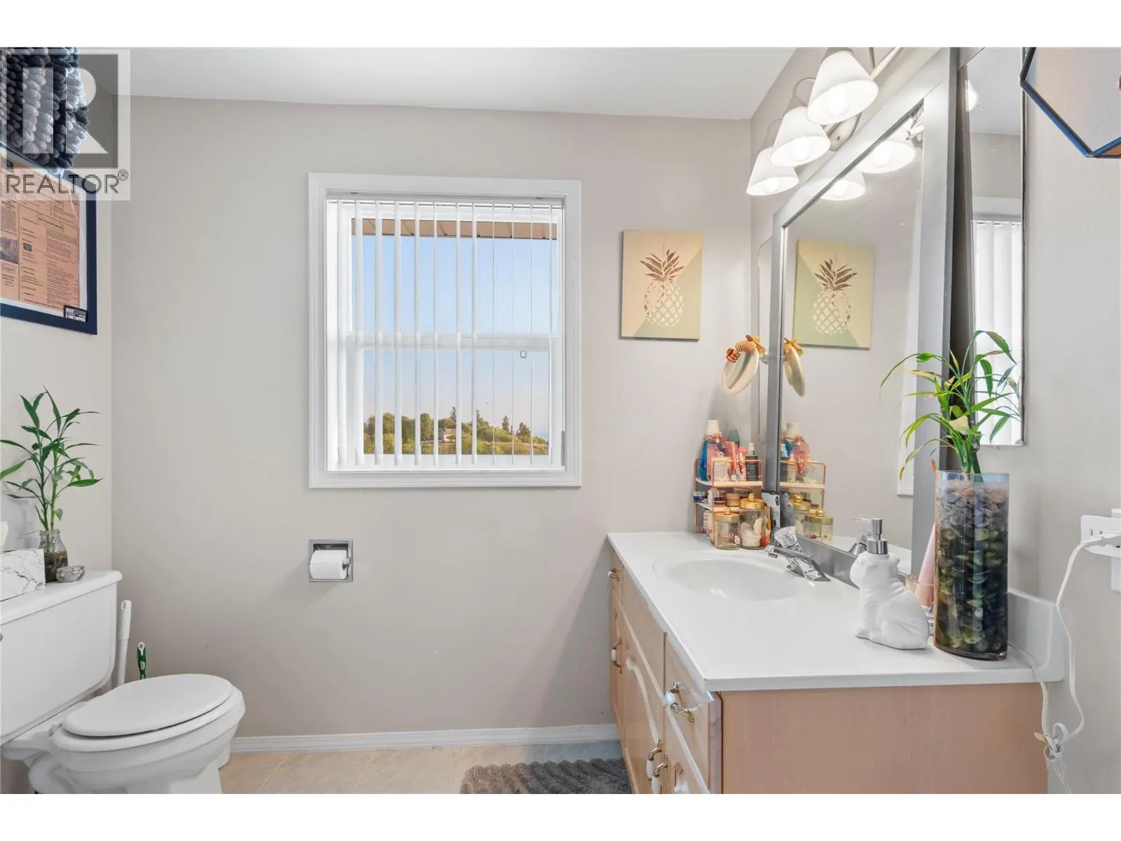 4295 NORTH NARAMATA Road