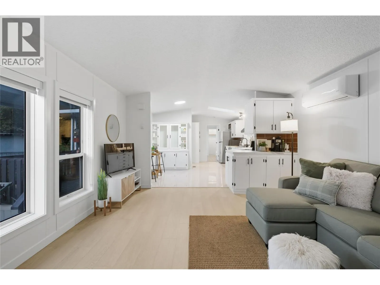 4564 Summer Road Unit# 15