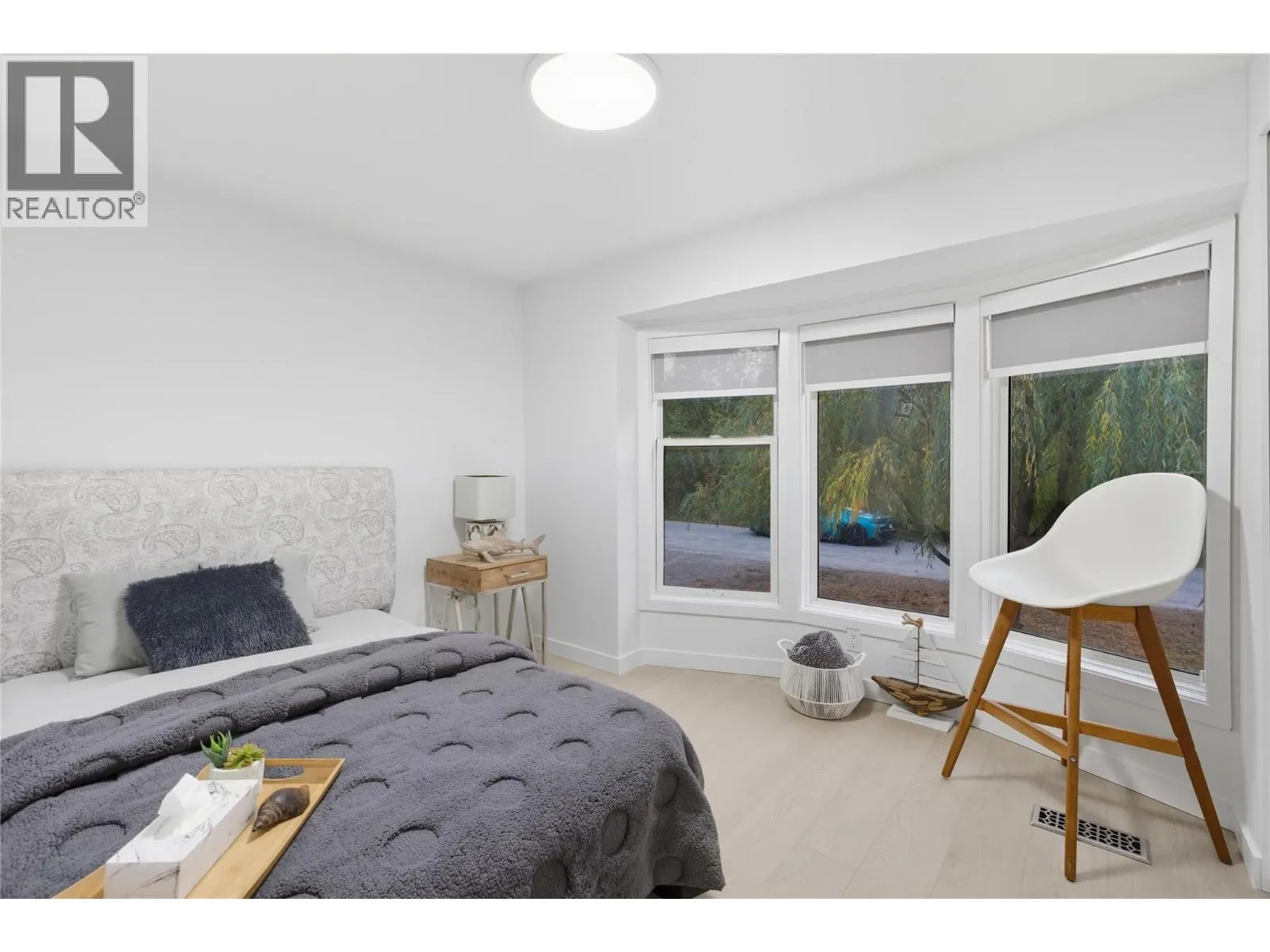 4564 Summer Road Unit# 15