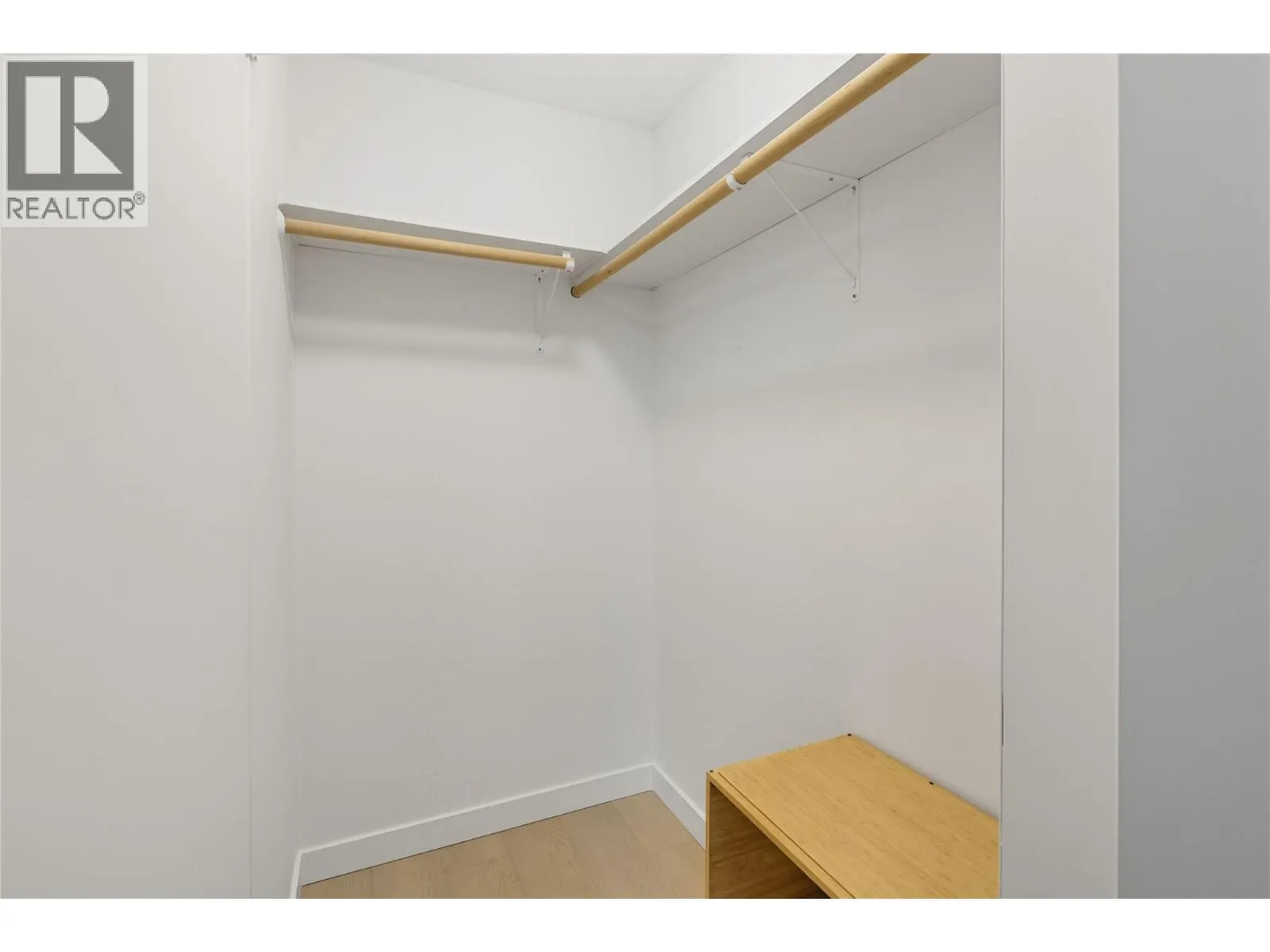 4564 Summer Road Unit# 15