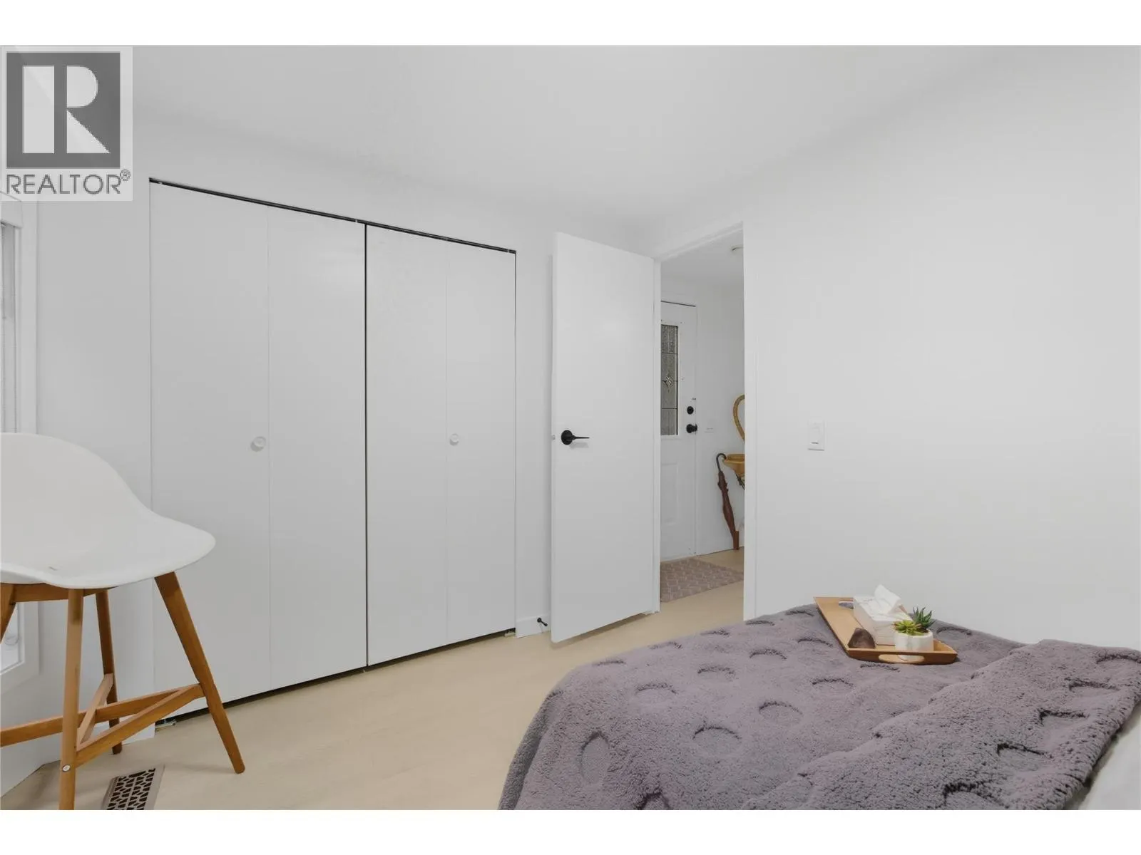 4564 Summer Road Unit# 15