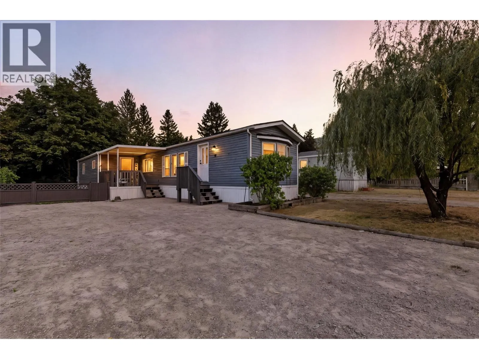 4564 Summer Road Unit# 15
