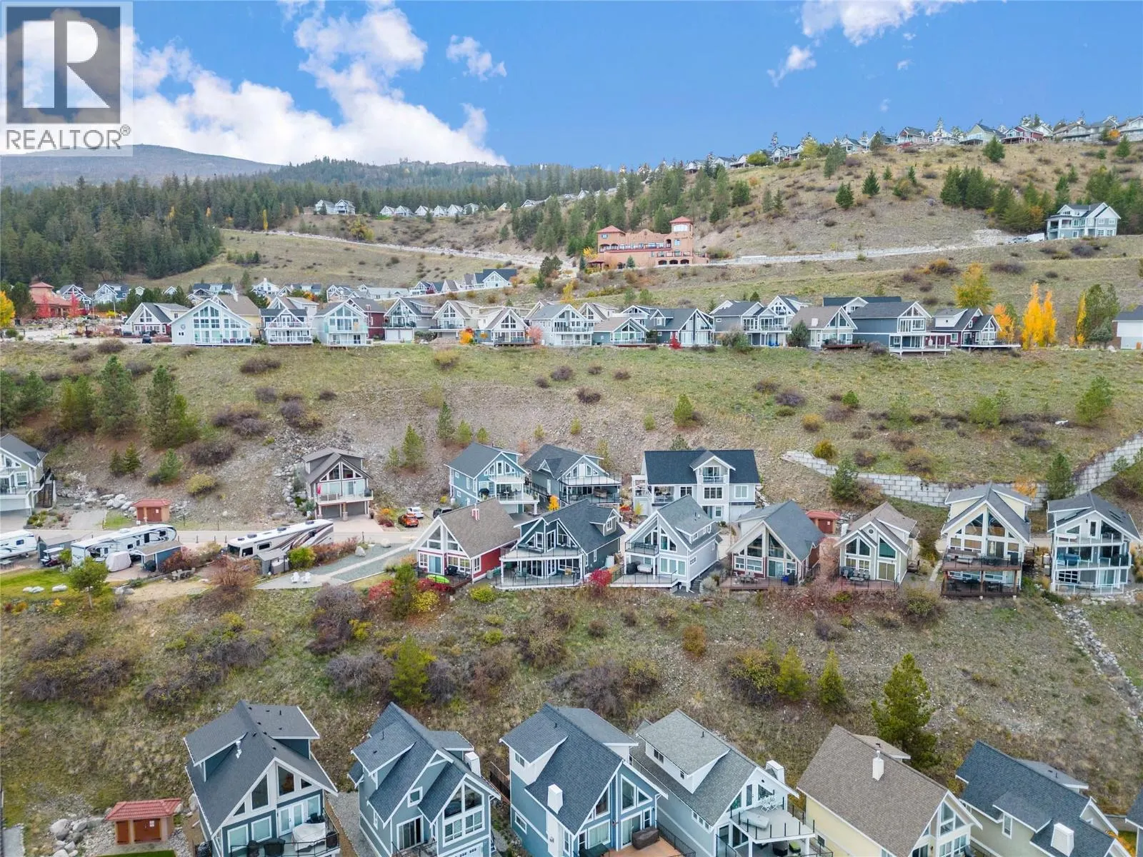 6754 La Palma Loop