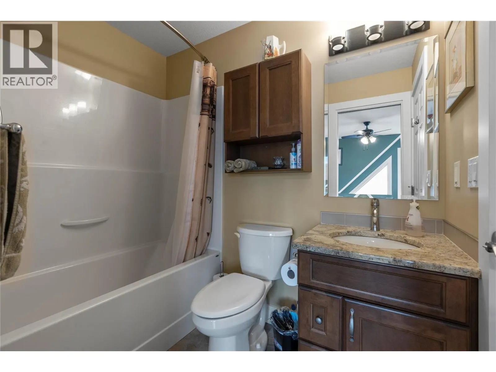 6754 La Palma Loop