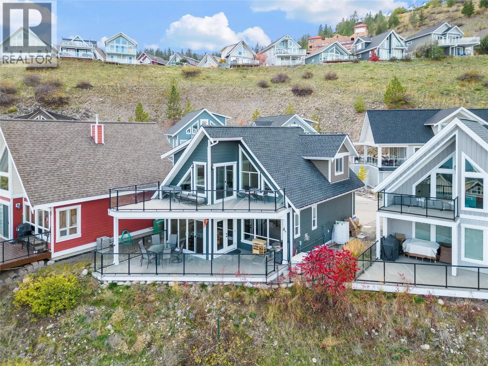 6754 La Palma Loop