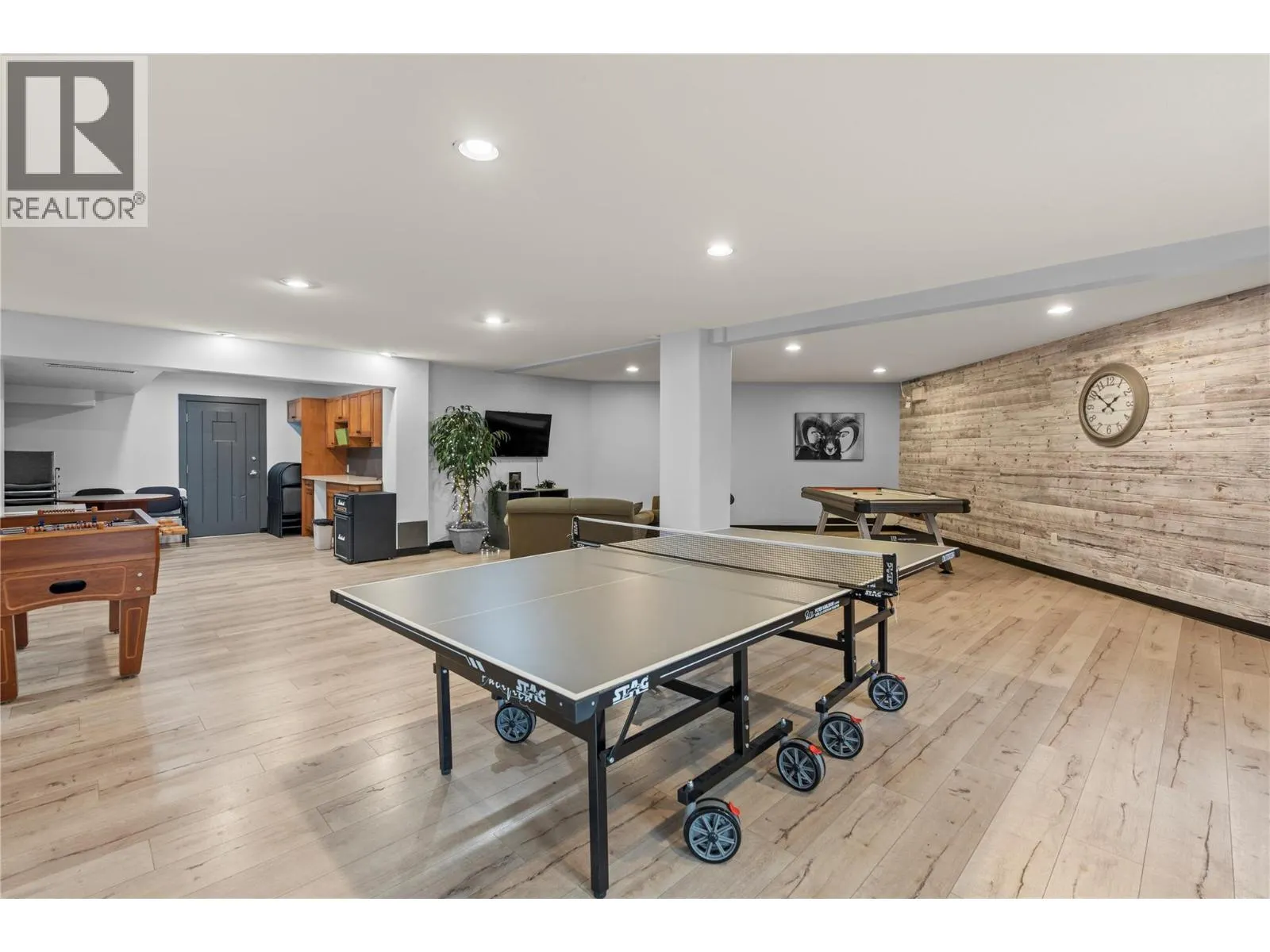 6754 La Palma Loop