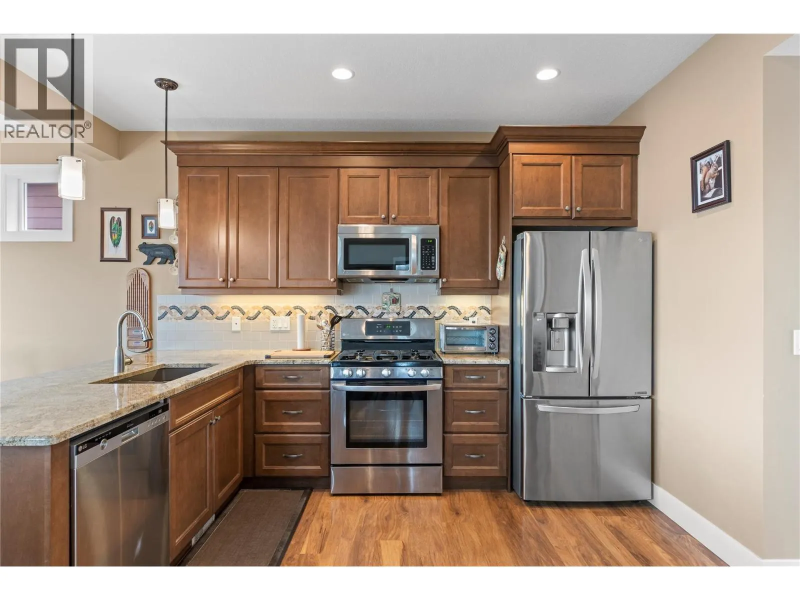 6754 La Palma Loop