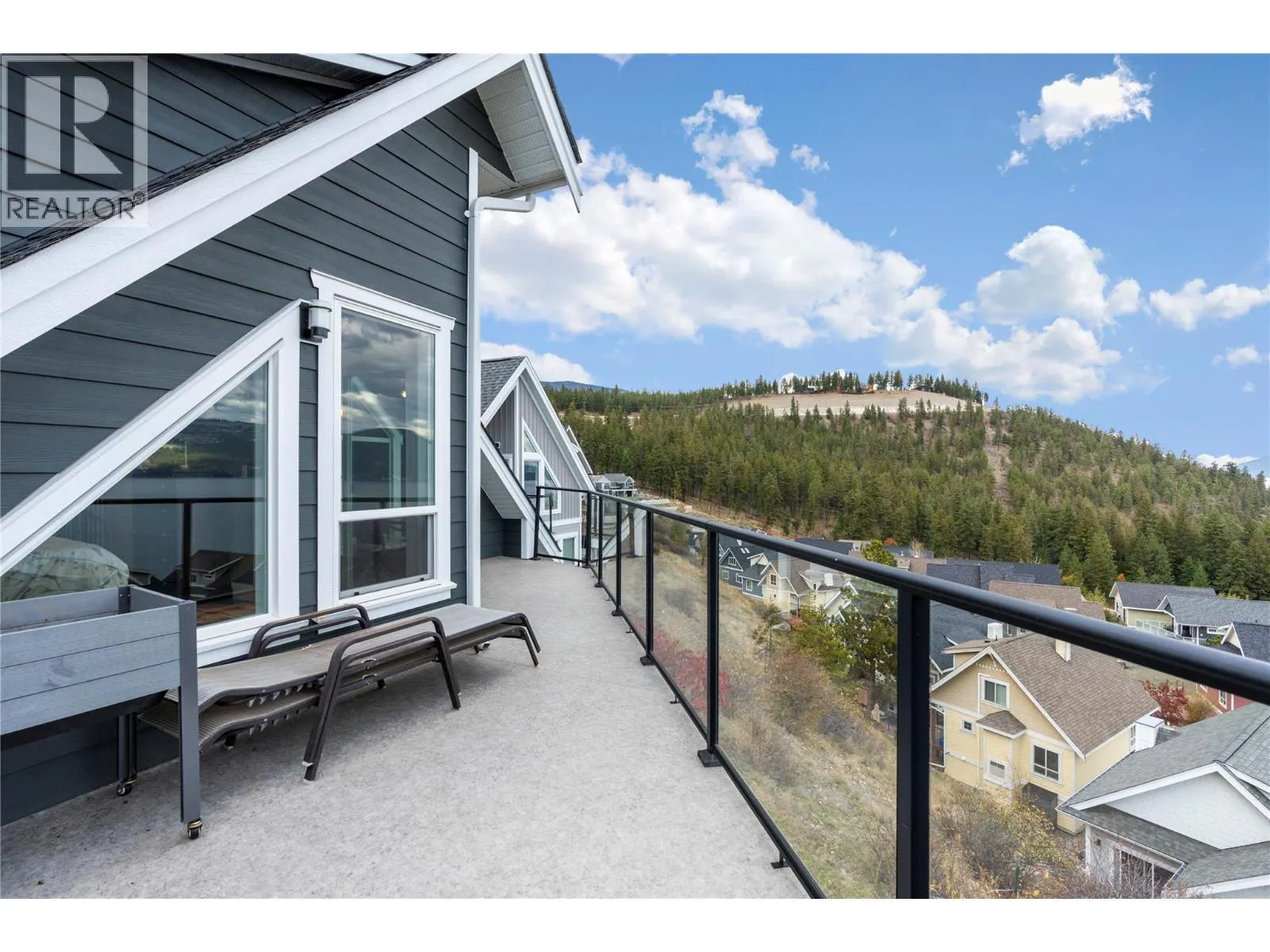 6754 La Palma Loop