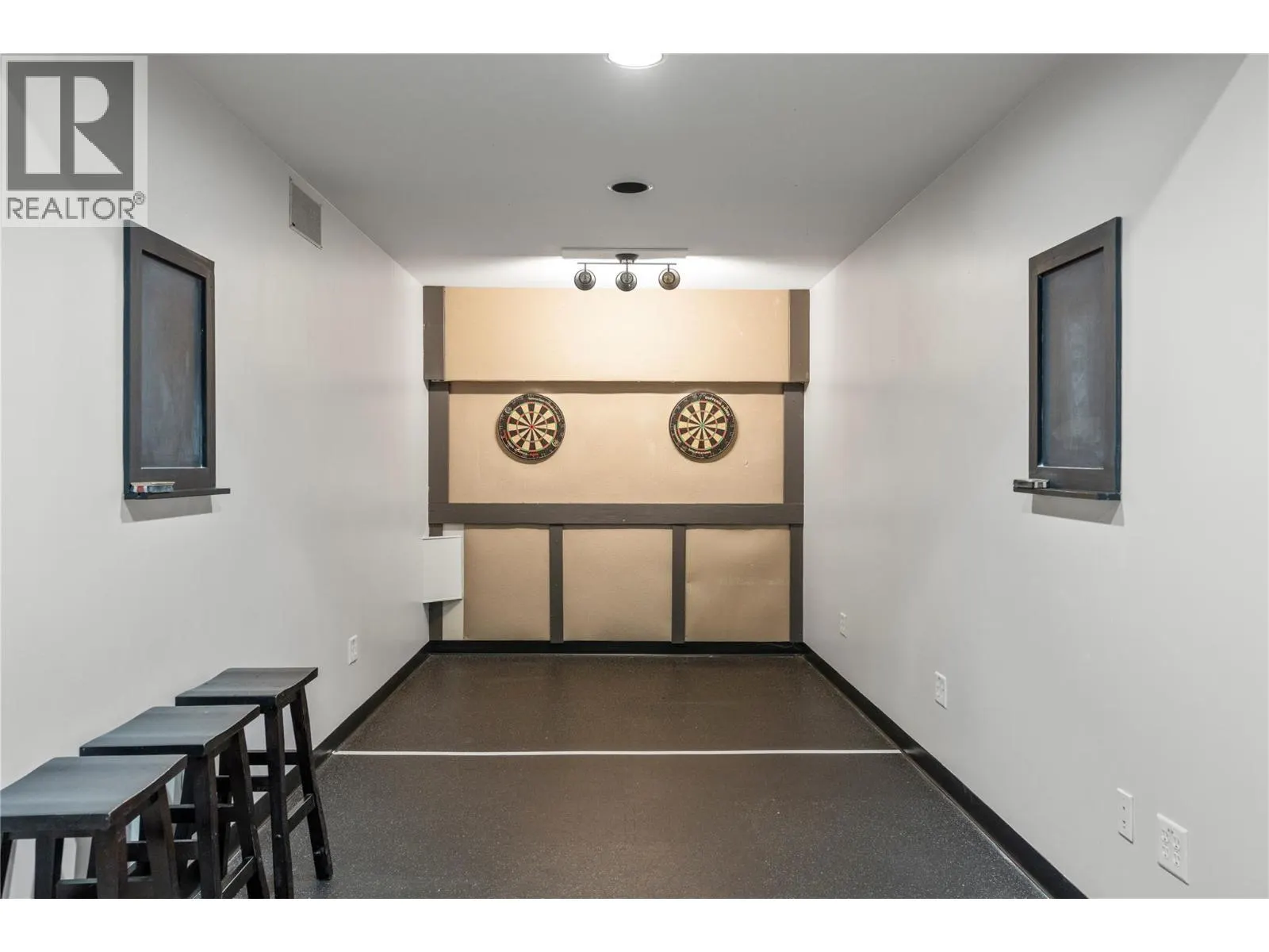 6754 La Palma Loop