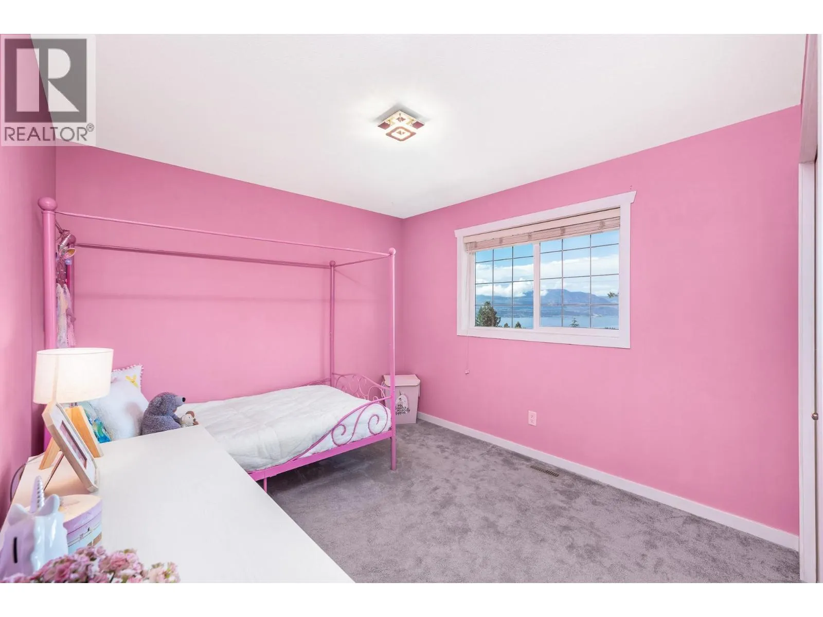 4979 Windsong Crescent