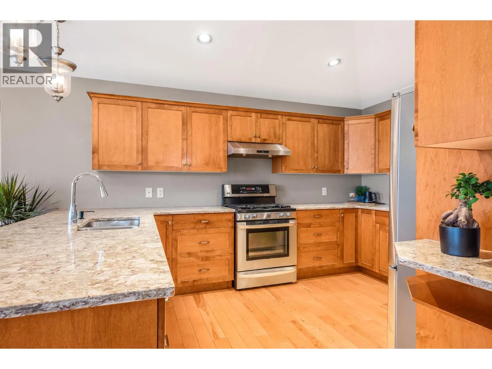 4979 Windsong Crescent