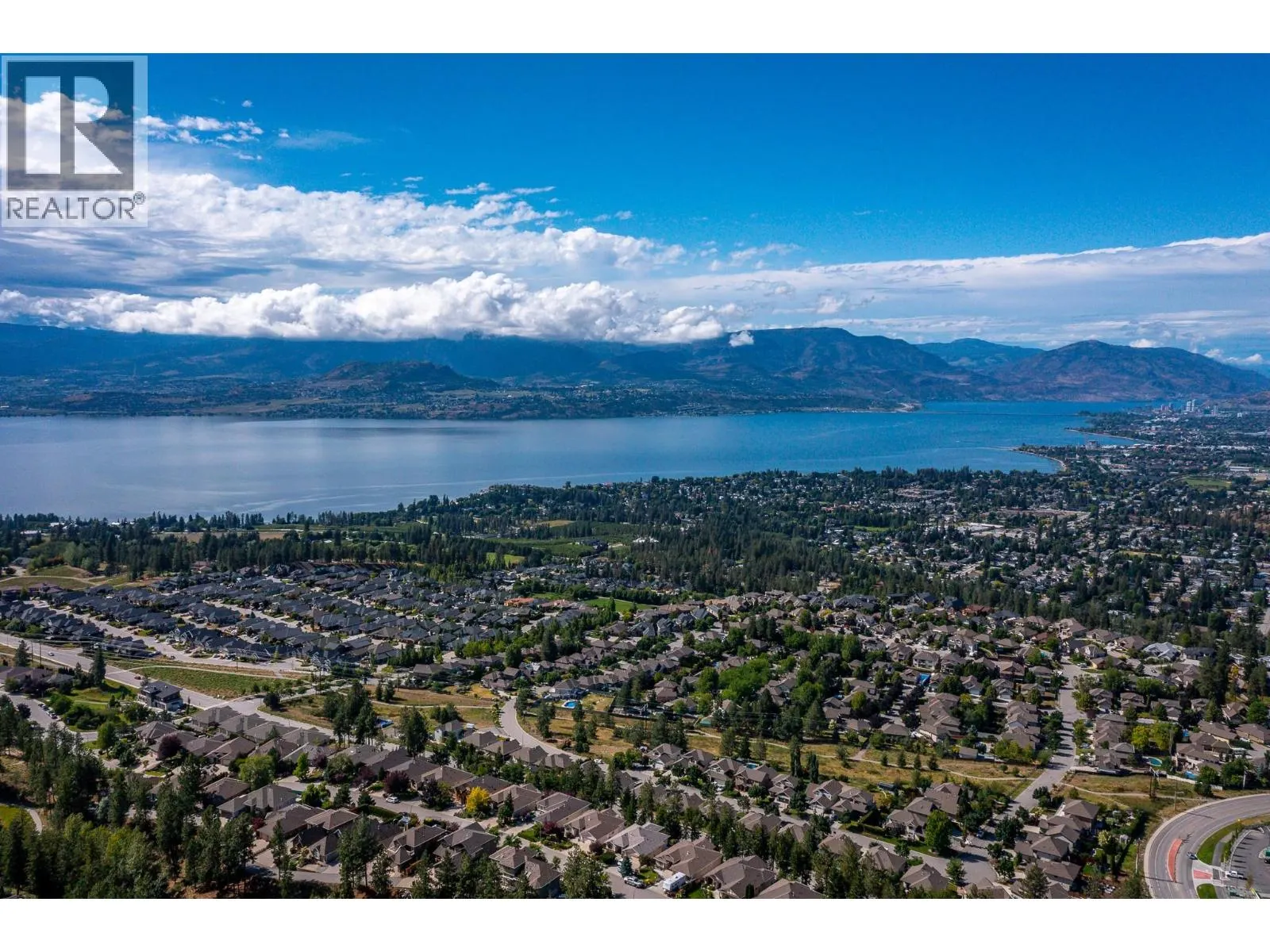 4979 Windsong Crescent