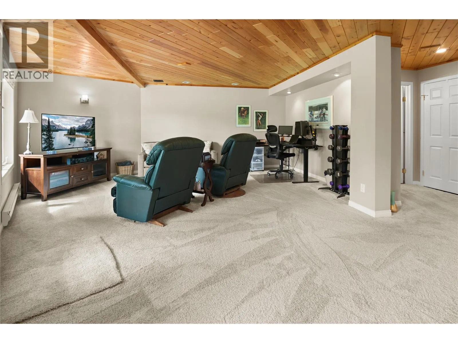 7525 Columbia Avenue Unit# 17