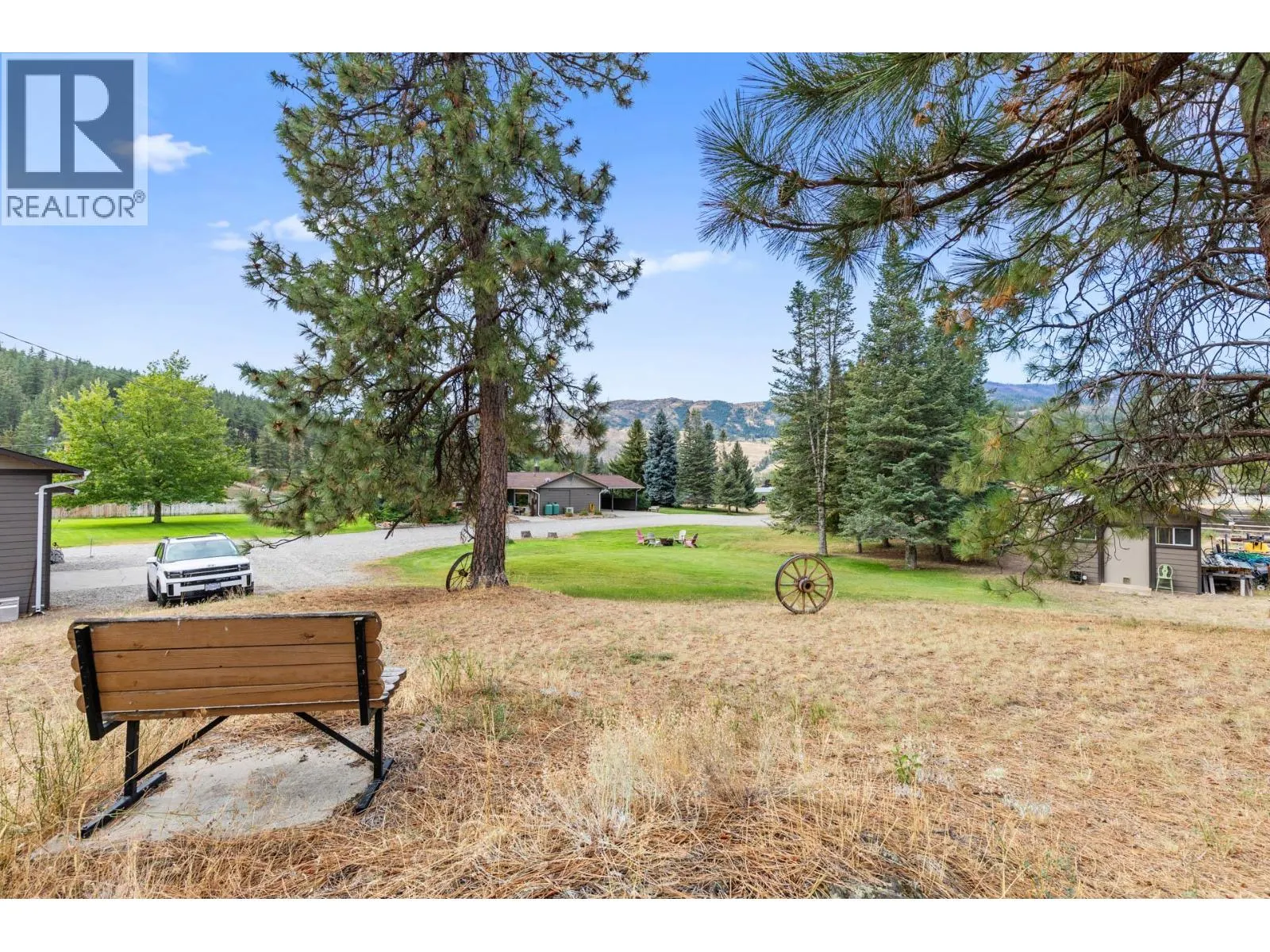 602 Johnson Crescent