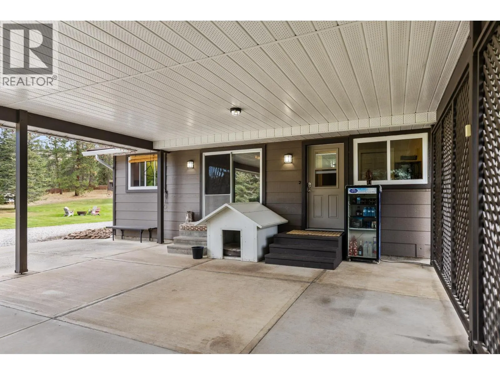 602 Johnson Crescent