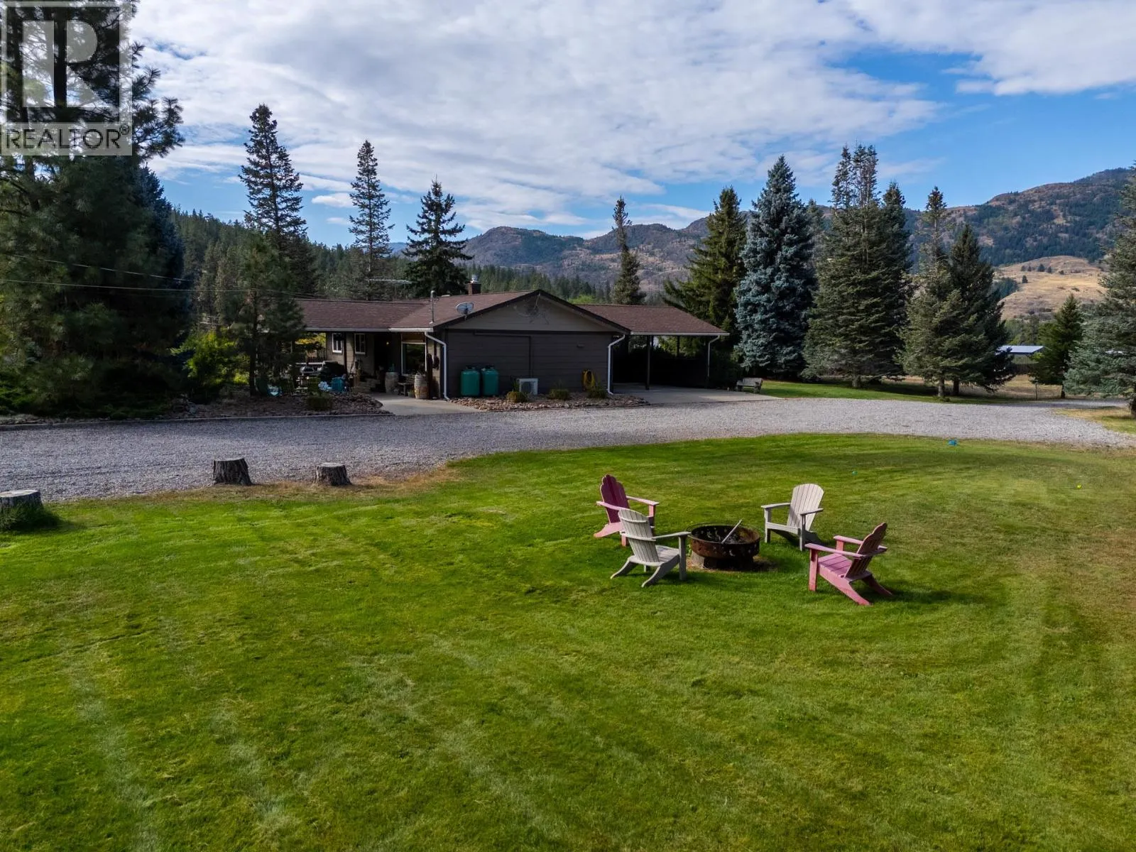 602 Johnson Crescent