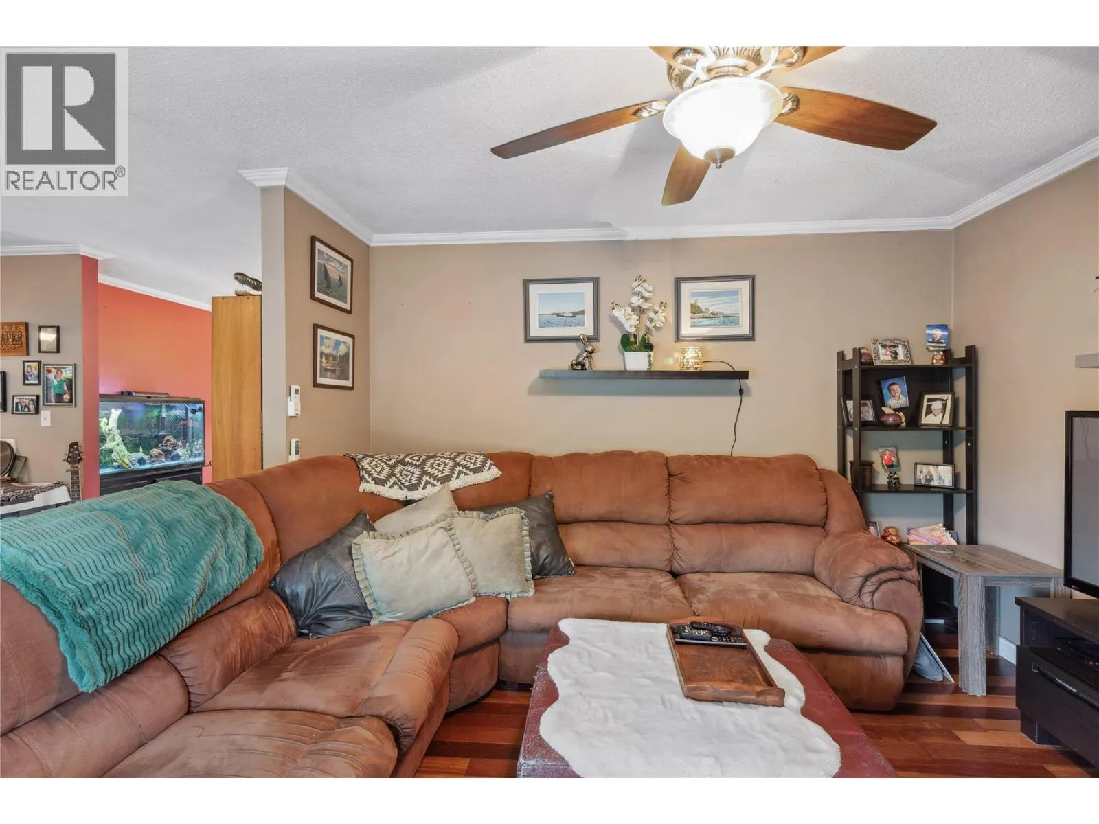 3404 Alexis Park Drive