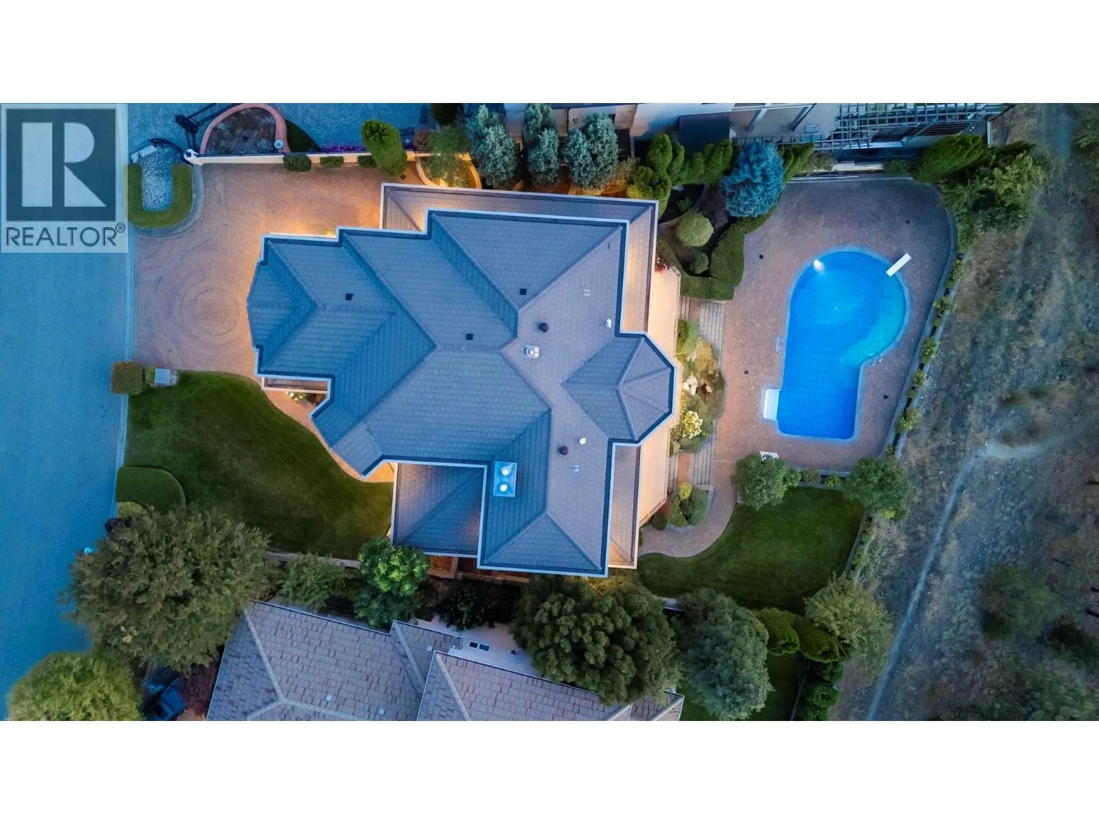 960 Skeena Drive