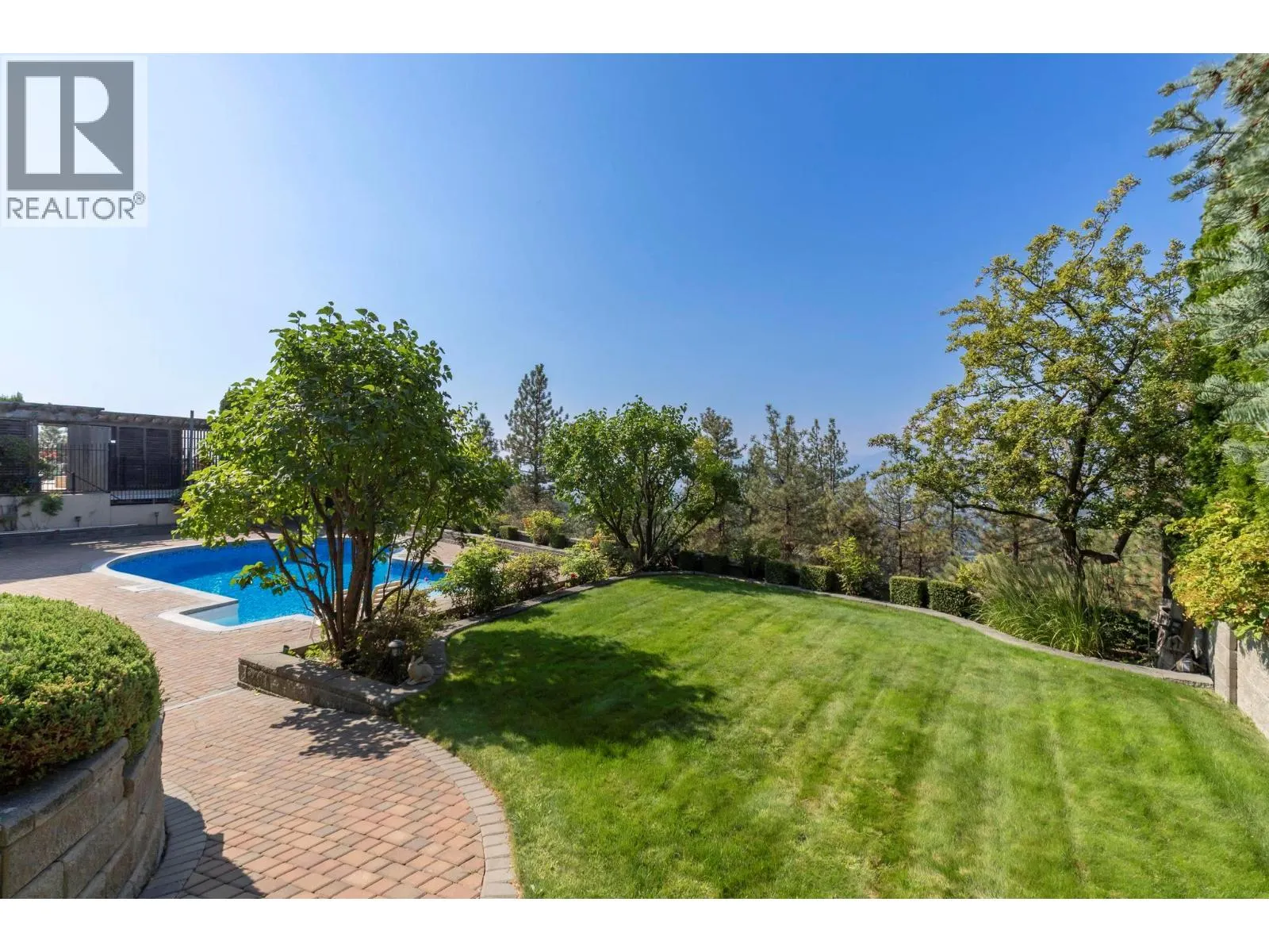 960 Skeena Drive