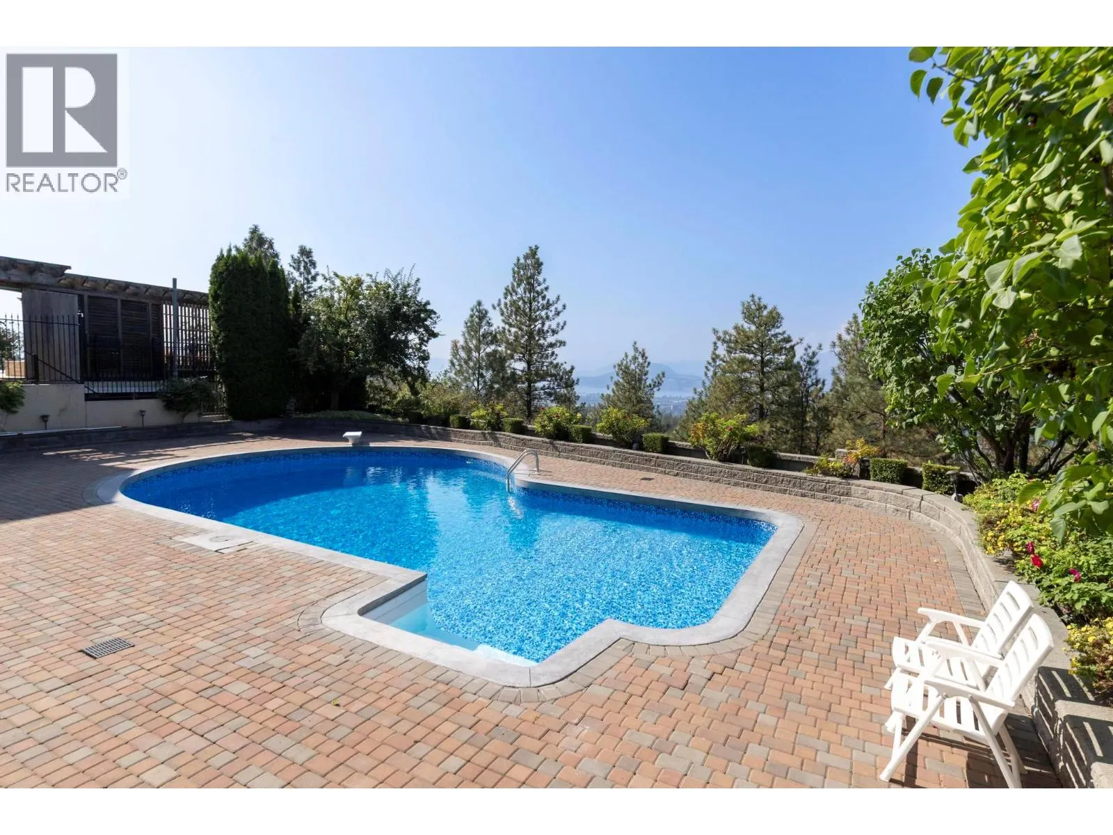 960 Skeena Drive