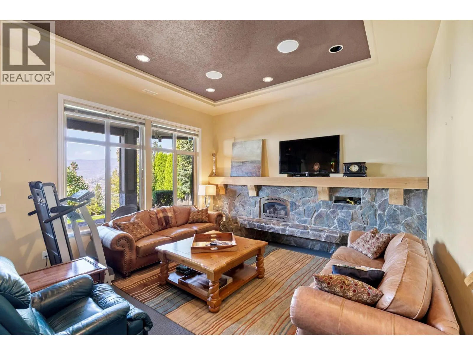 960 Skeena Drive