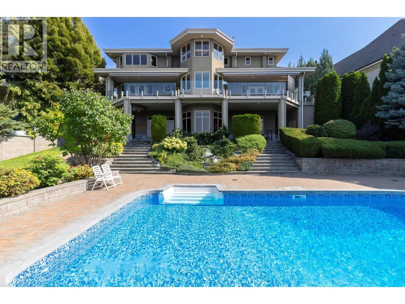 960 Skeena Drive
