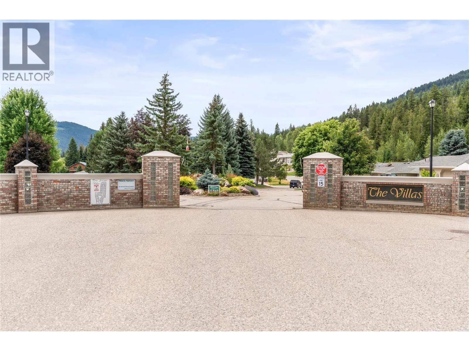 2675 Pine Avenue Unit# 4