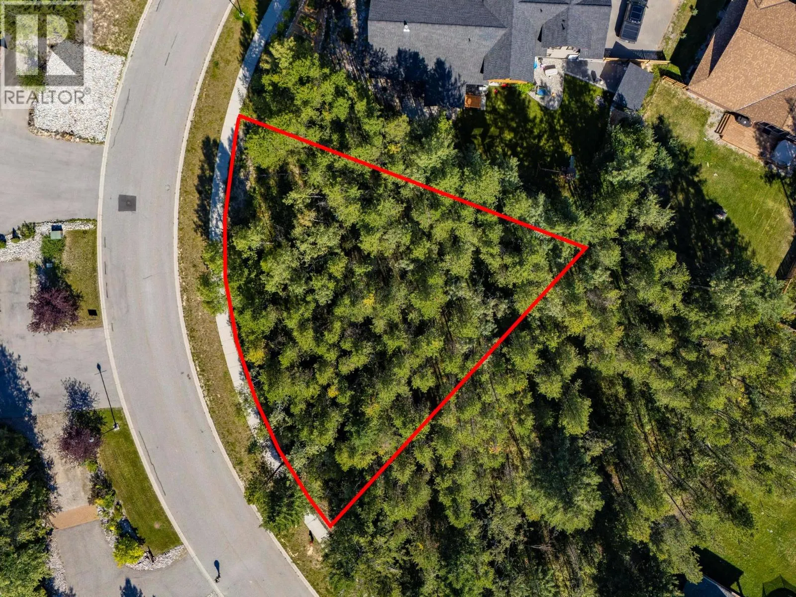 1528 Quartz Crescent