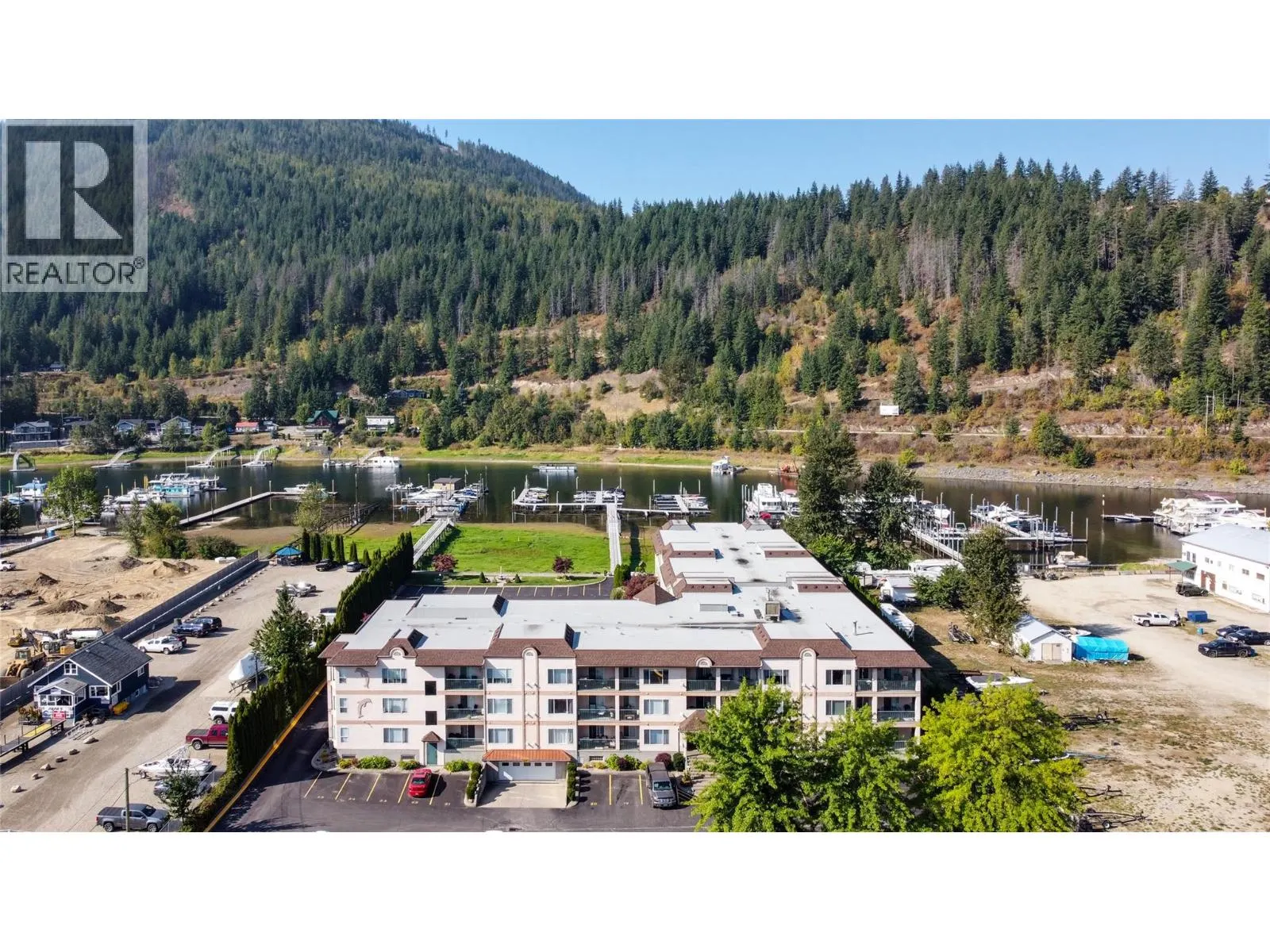 1002 Riverside Avenue Unit# 111