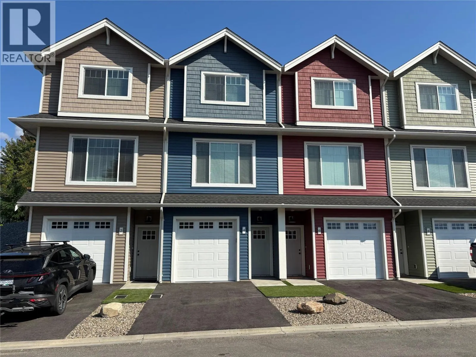 1910 11 Avenue NE Unit# 4