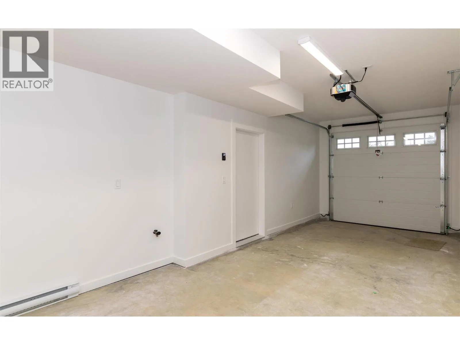1910 11 Avenue NE Unit# 4