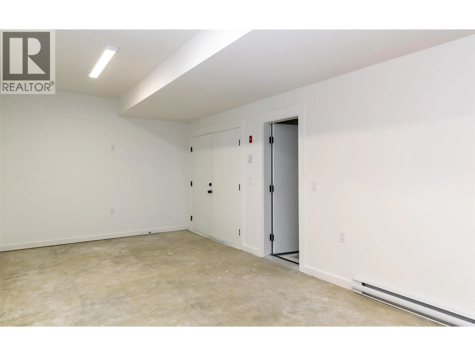 1910 11 Avenue NE Unit# 4