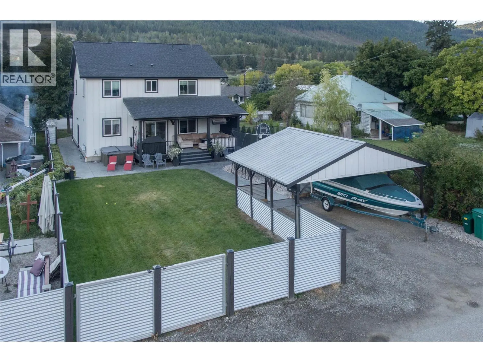 2253 Shuswap Avenue