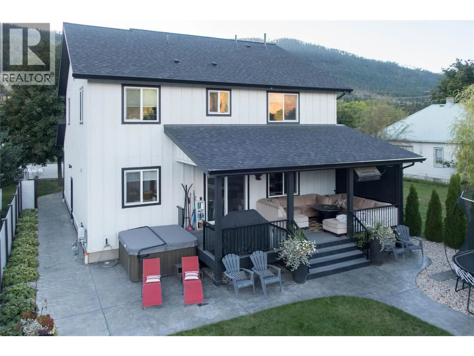 2253 Shuswap Avenue