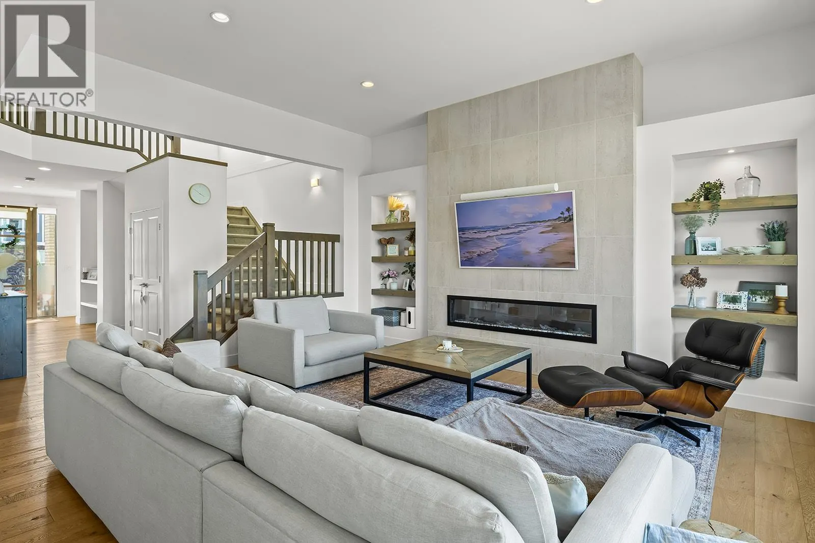 1174 Goldfinch Place