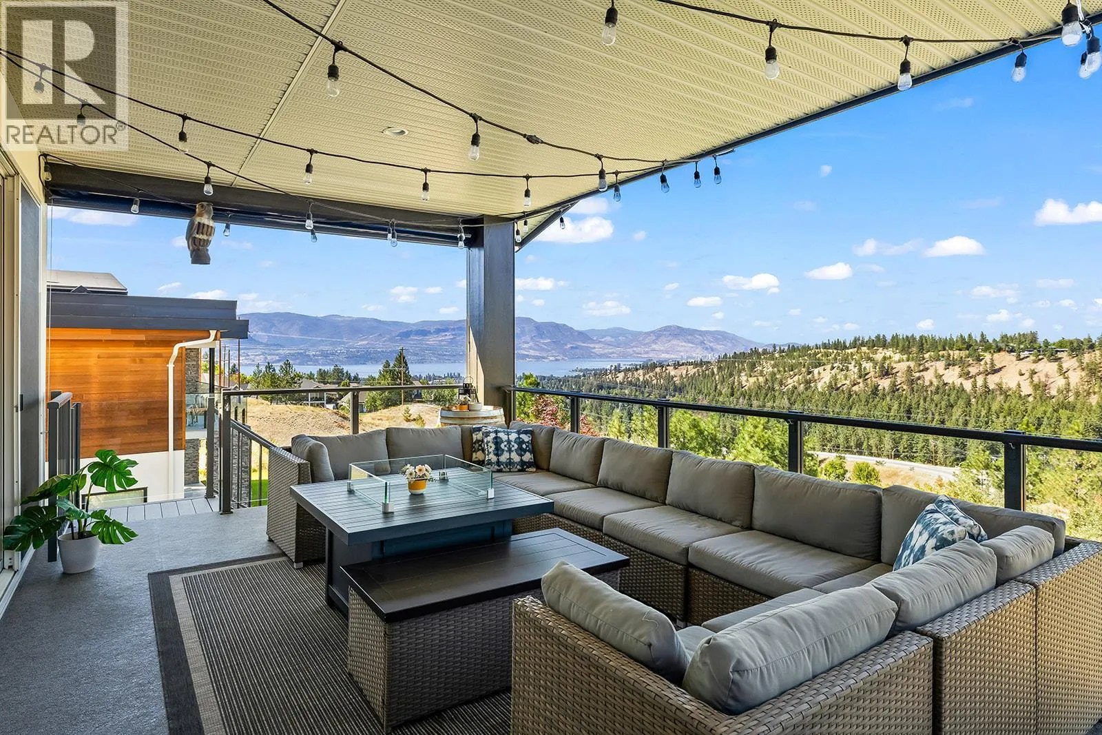 1174 Goldfinch Place