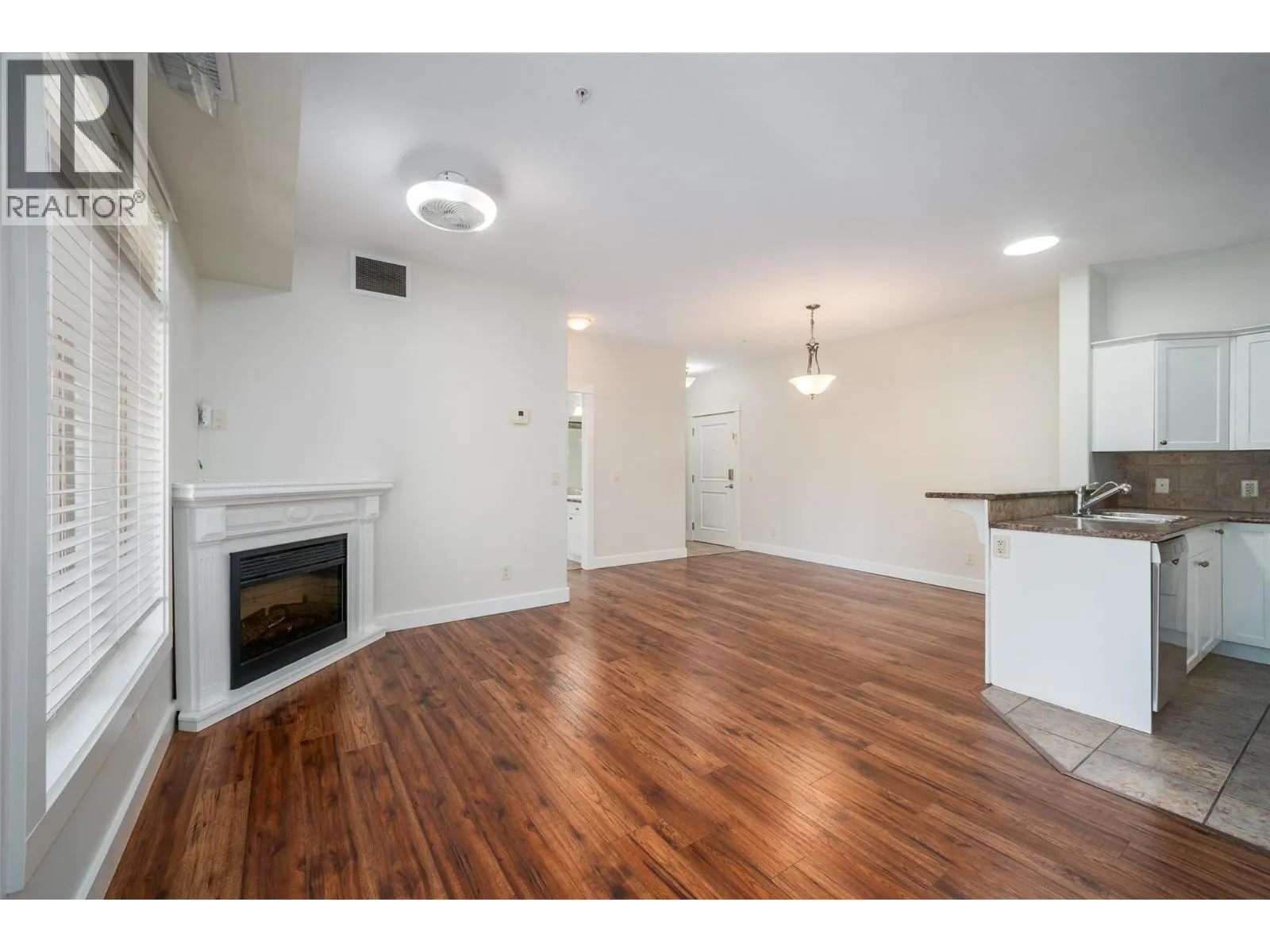 2611 Stillwater Way Unit# 109