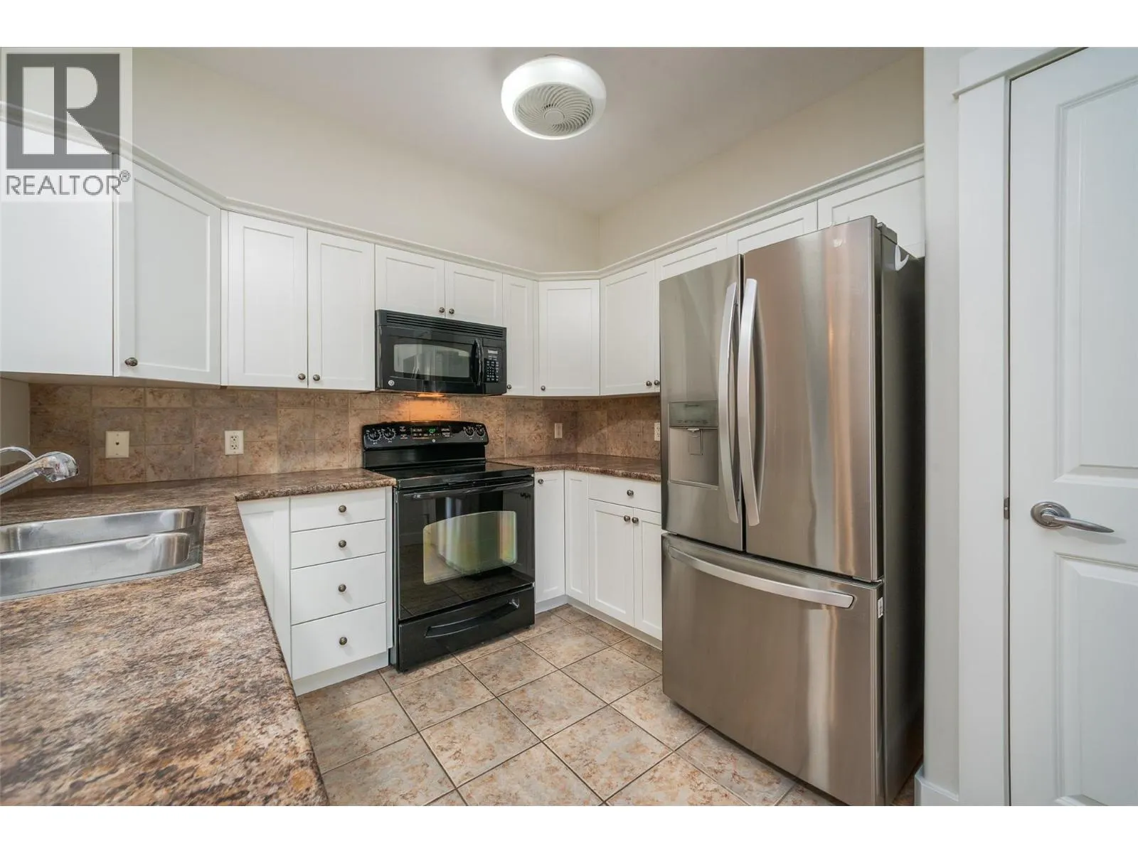 2611 Stillwater Way Unit# 109