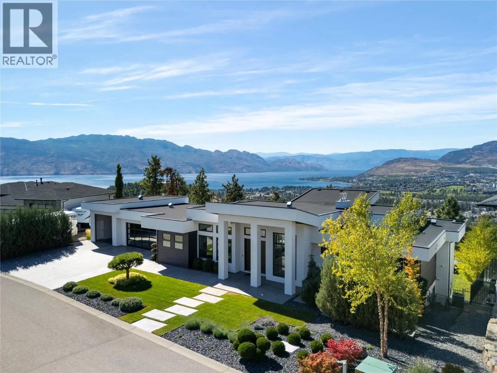 3301 Vineyard View Drive