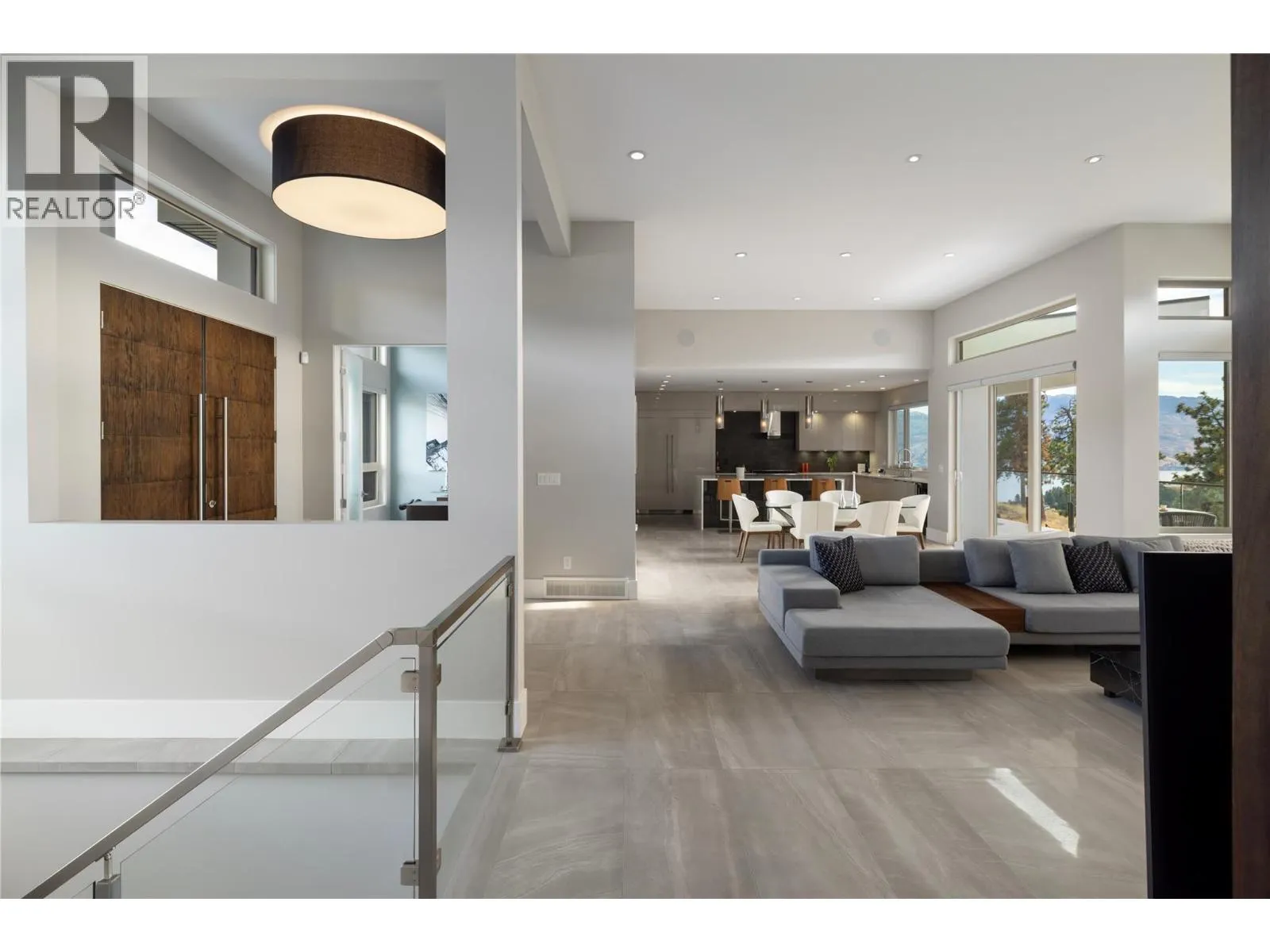 3301 Vineyard View Drive