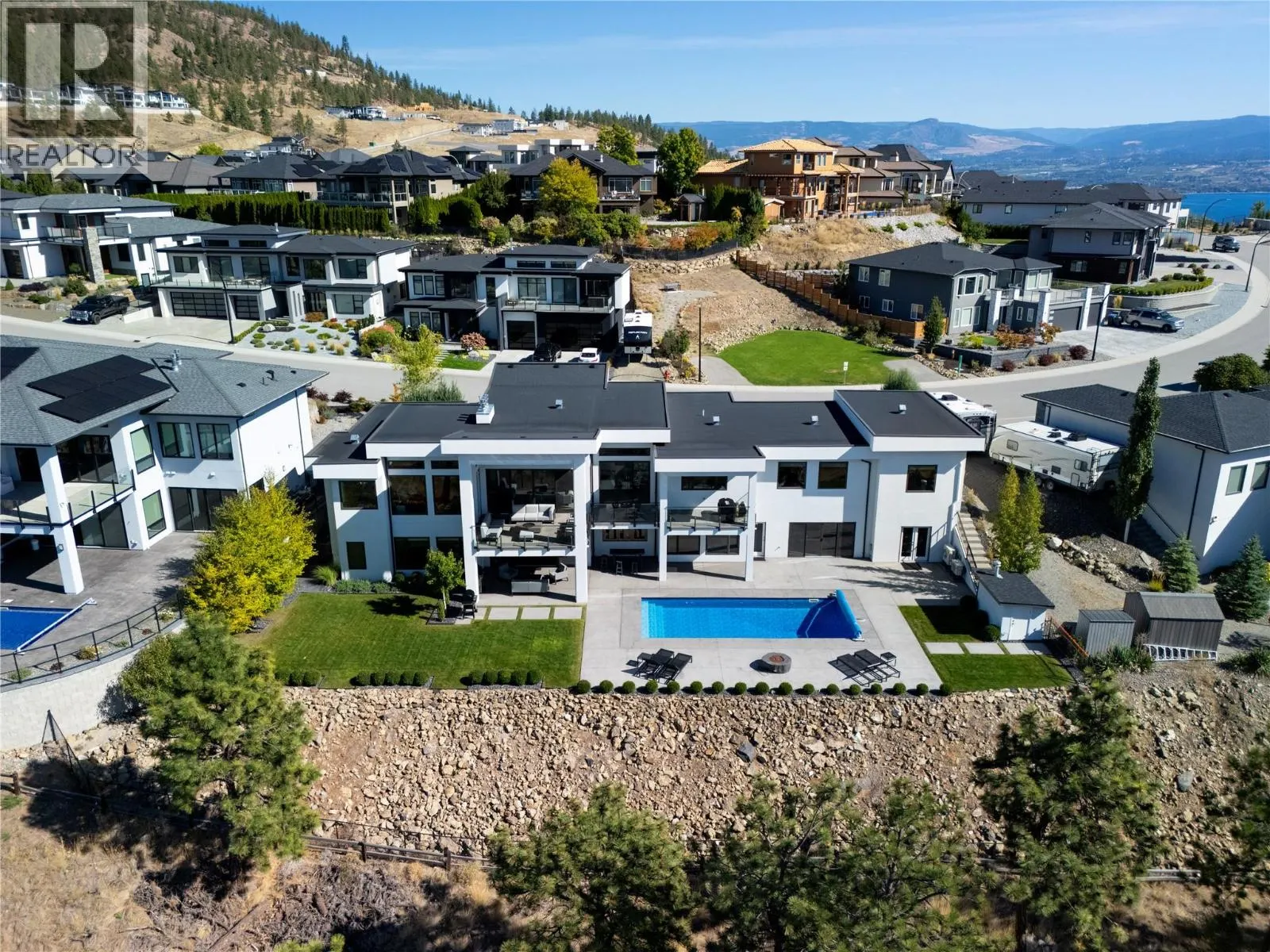 3301 Vineyard View Drive