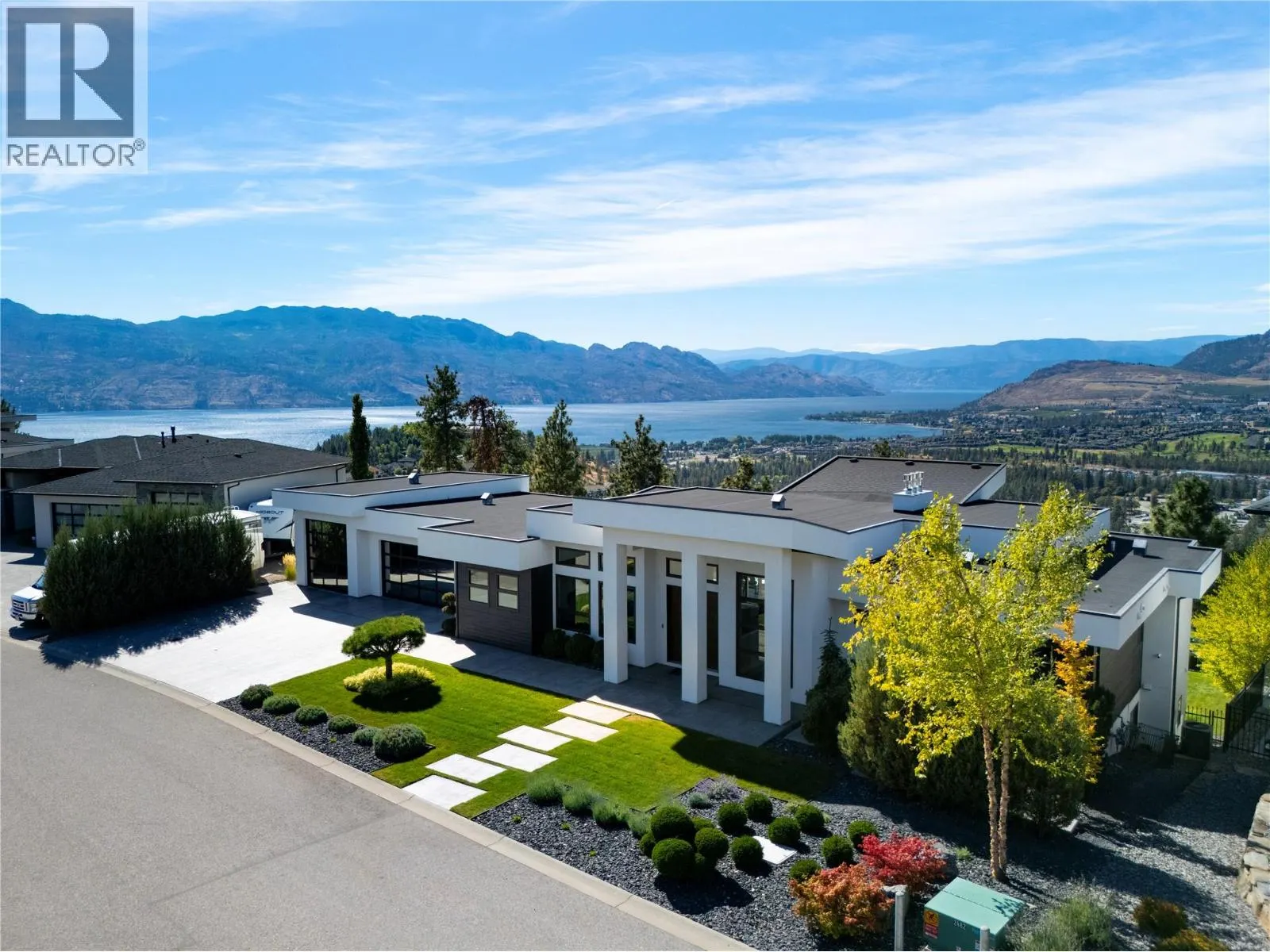 3301 Vineyard View Drive