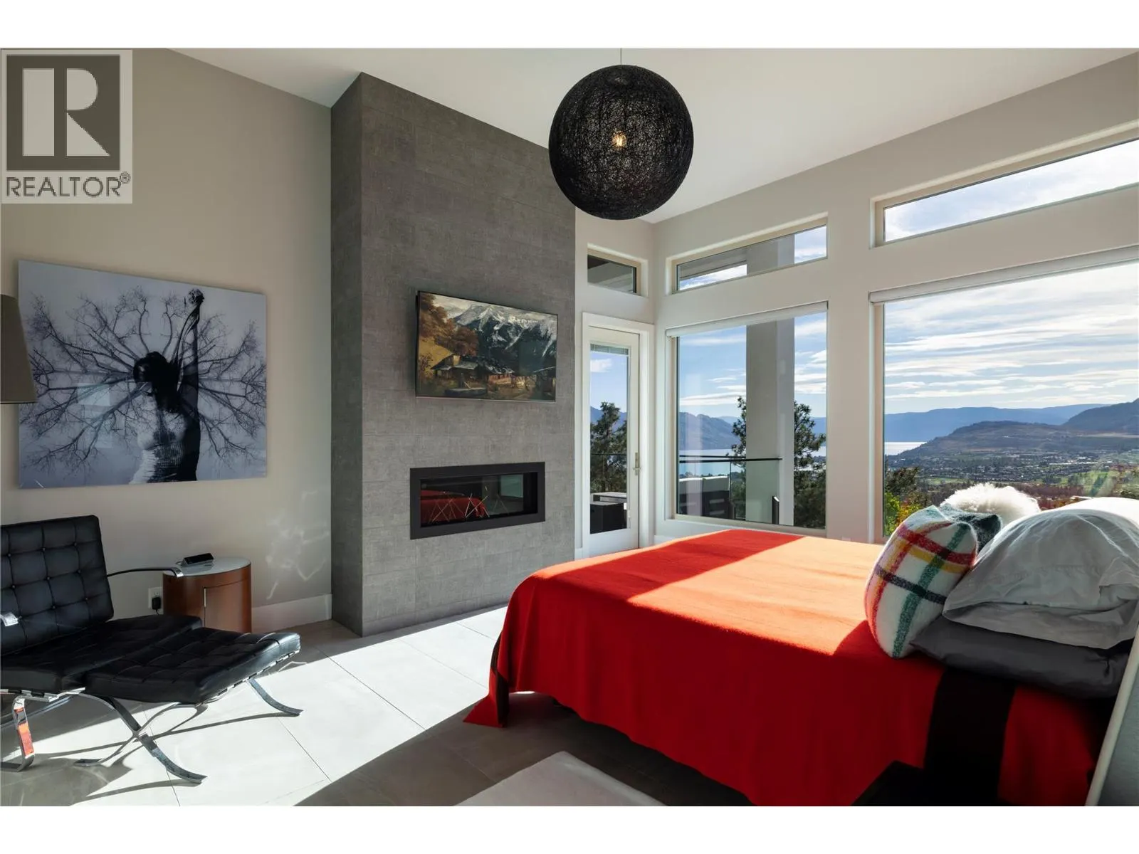 3301 Vineyard View Drive