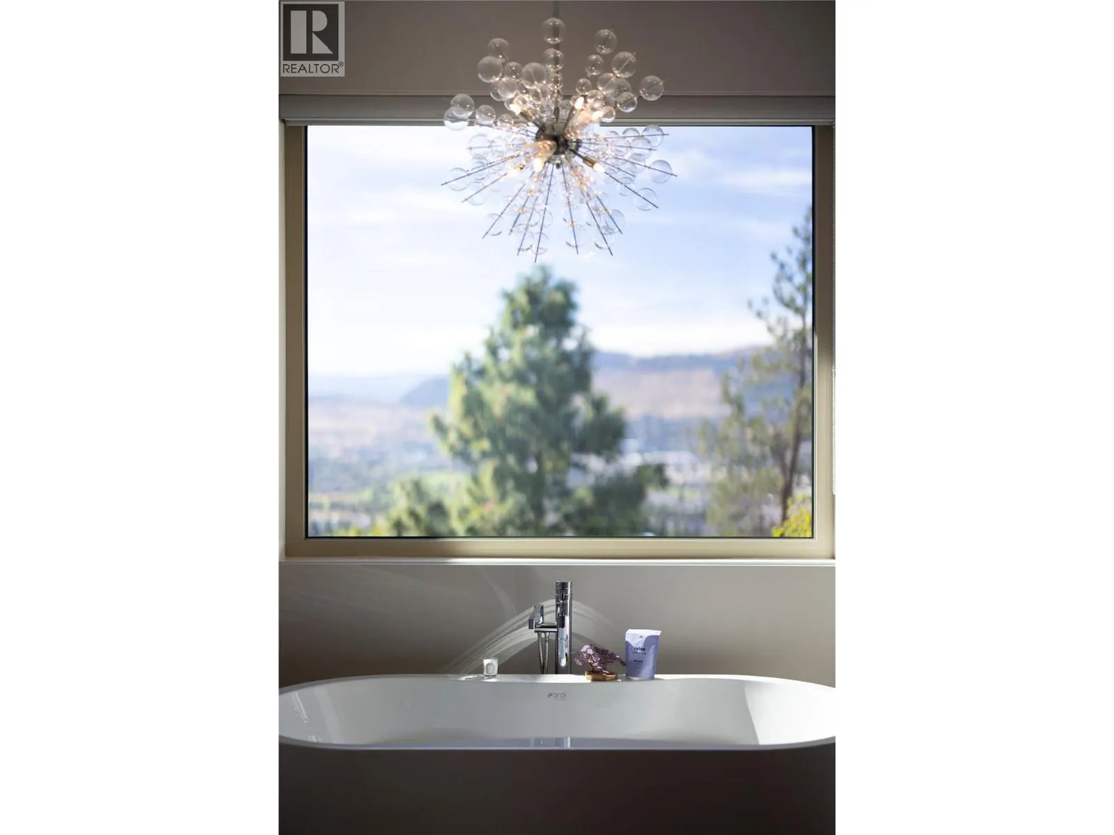 3301 Vineyard View Drive