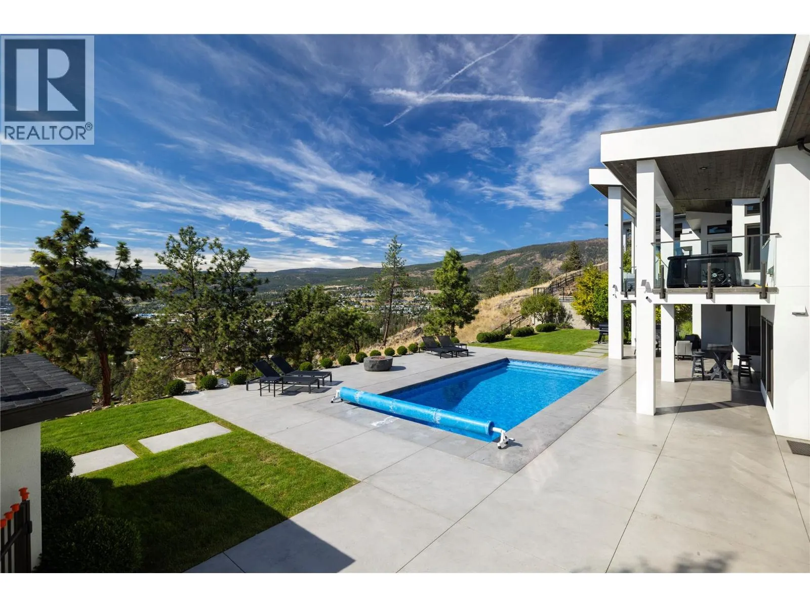3301 Vineyard View Drive