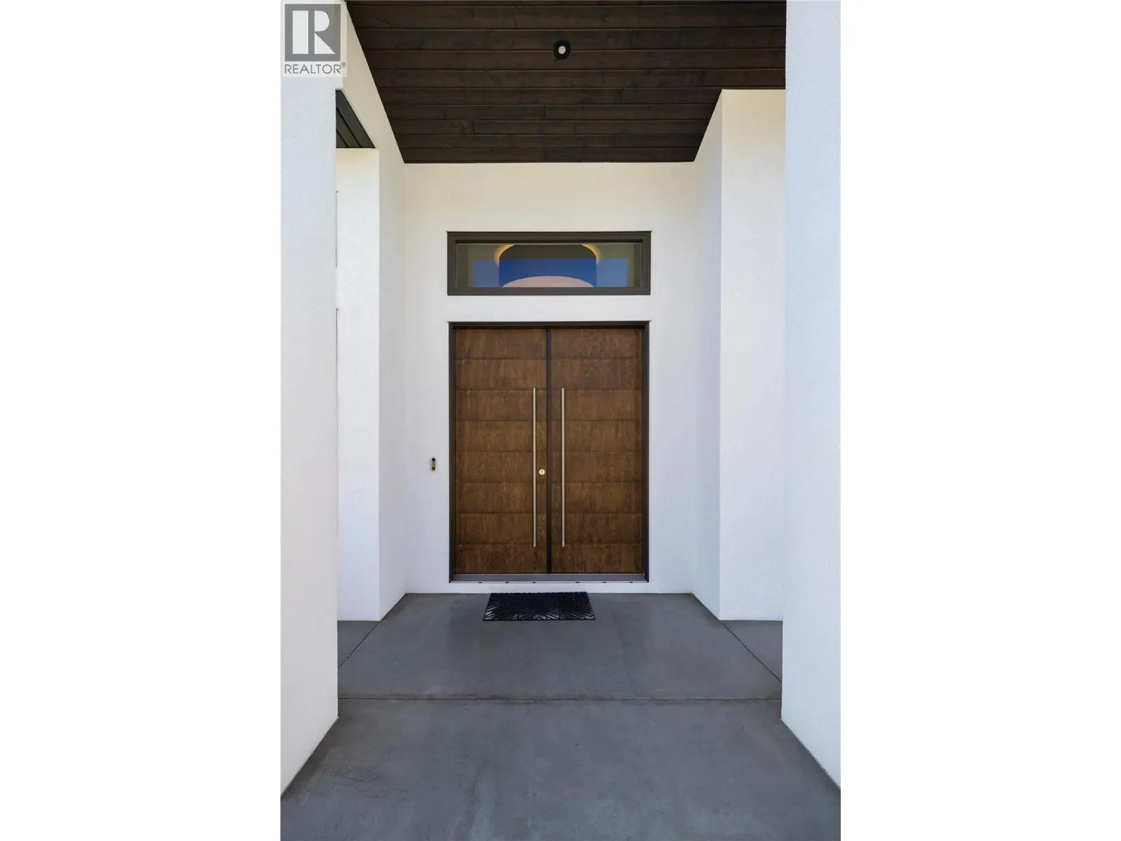 3301 Vineyard View Drive