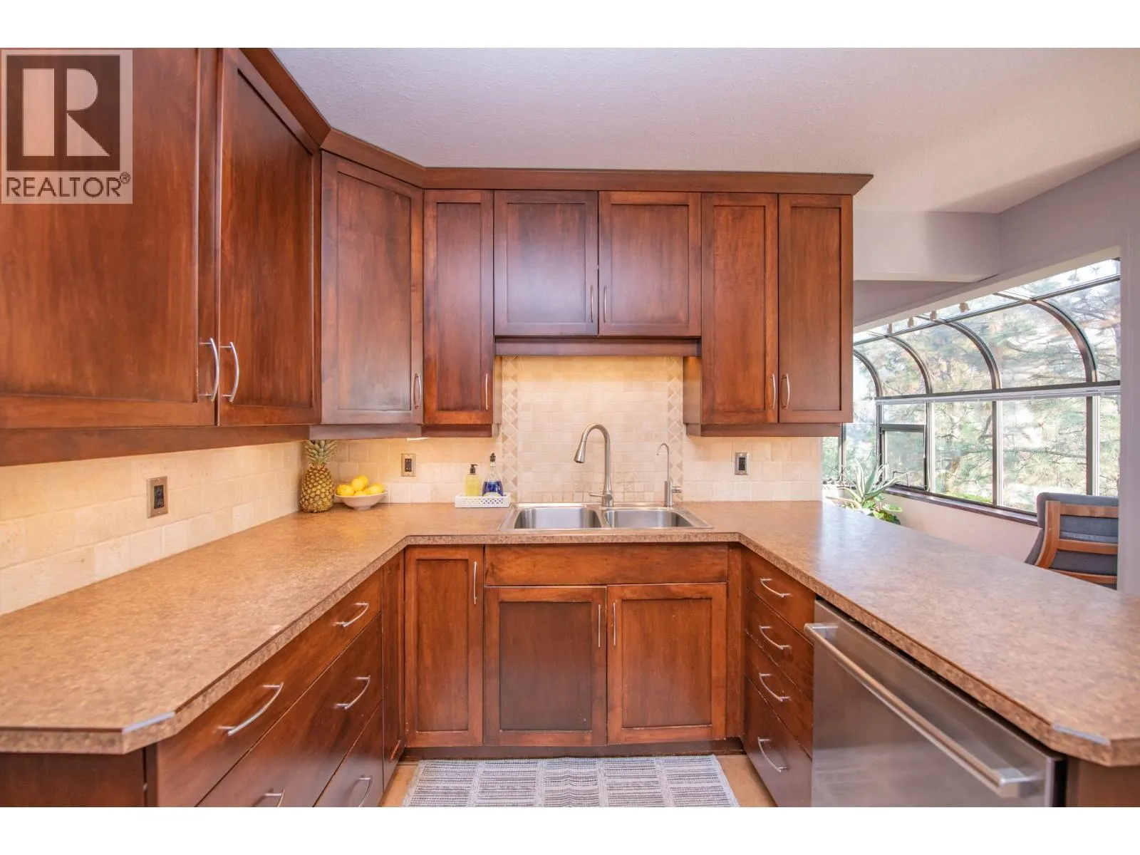 5290 Silver Star Road