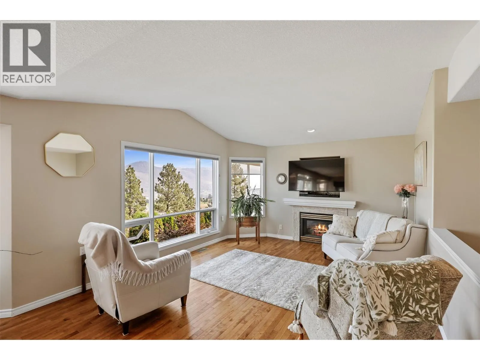 1575 Springhill Drive Unit# 31
